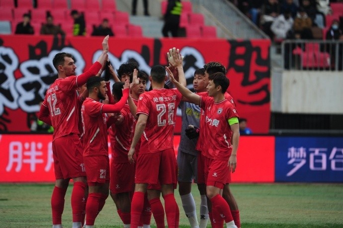 陕西联合主场2-1战胜上海嘉定汇龙，赢得西部杯足球邀请赛首胜