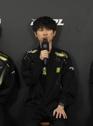 你知道大家想问的是什么！Doinb：不担心打WBG 他们状态没那么好