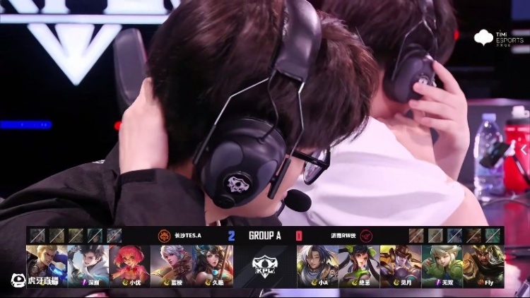 🎮锁定季后赛！TES关键比赛气势如虹 3-1 RW锁定季后赛名额