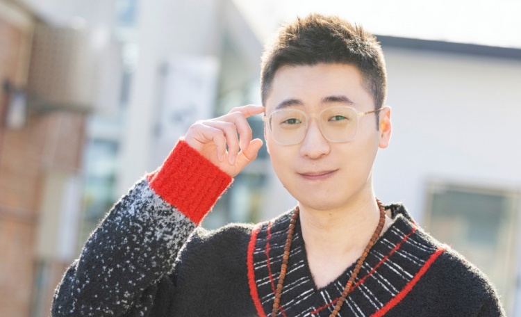 ag九游会亚洲真人第一品牌解说王多多：赛恩最近很火，是不是应该多把巨魔拿出来呢？