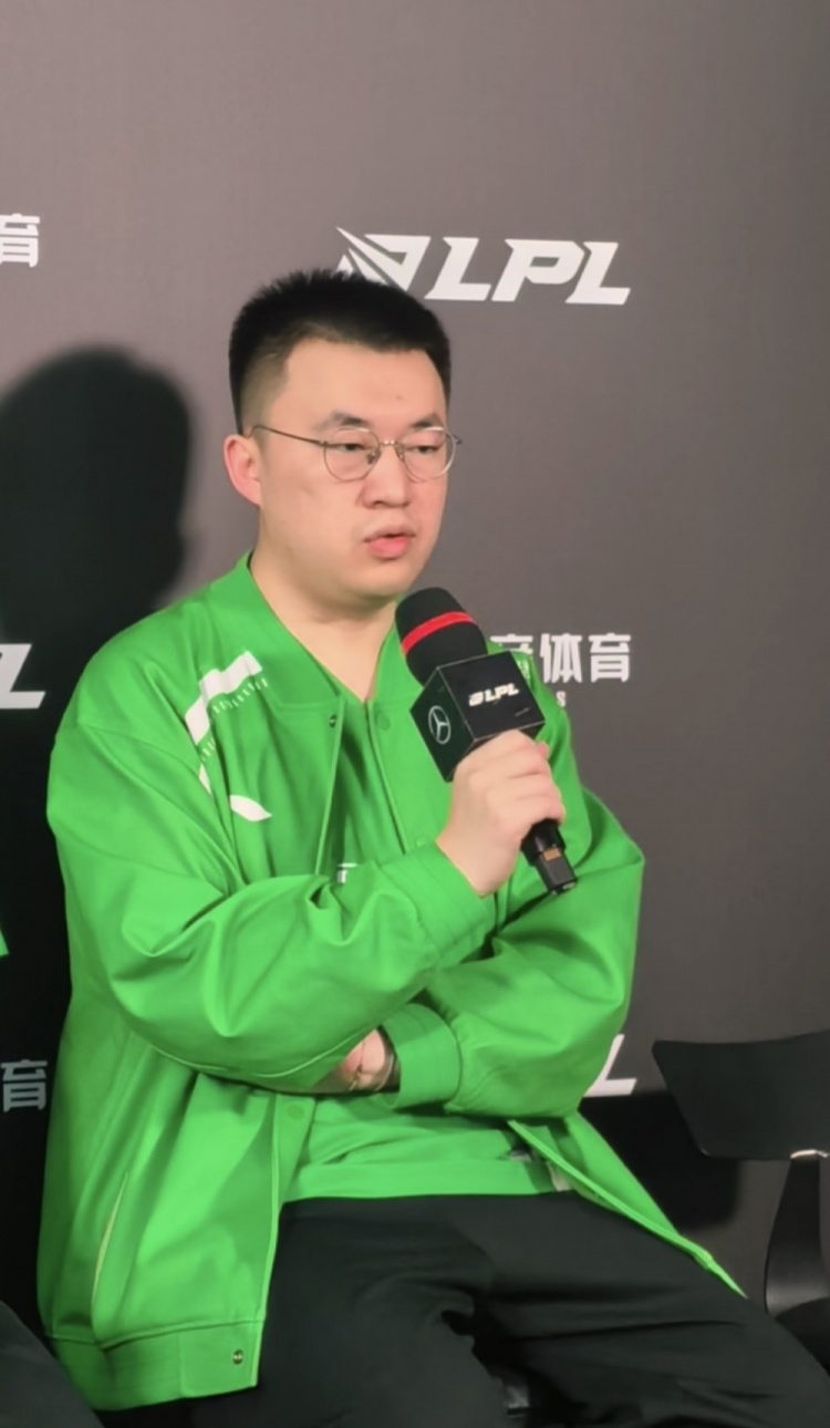 别再无脑出时光了！Xiaohu：一定条件下狐狸可以出残疫起节奏
