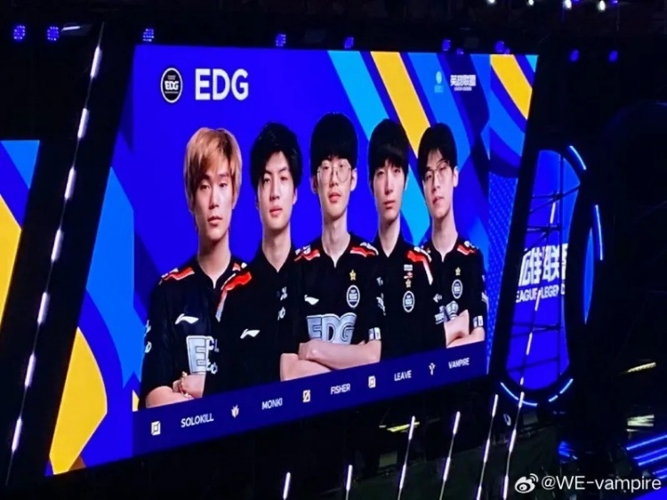 Vampire为前EDG队友Fisher加油：💪💪💪🐟🐟