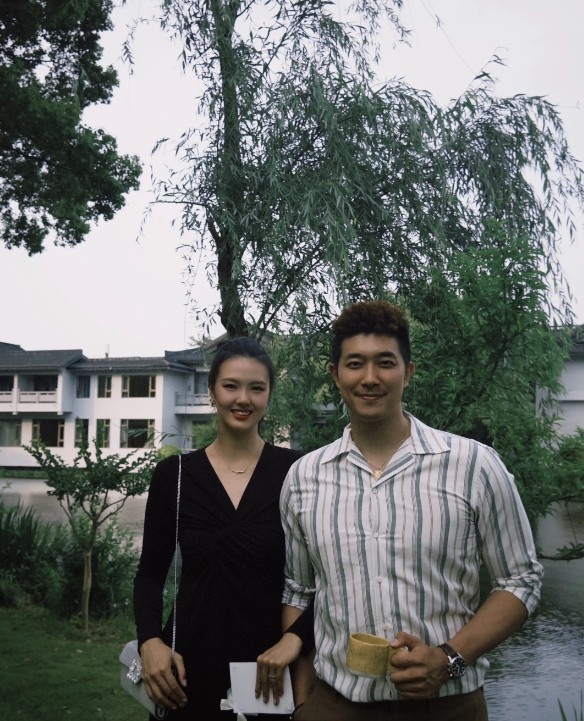 🥰🥰🥰张常宁晒与吴冠希的恩爱合照：爱至圆满❤️