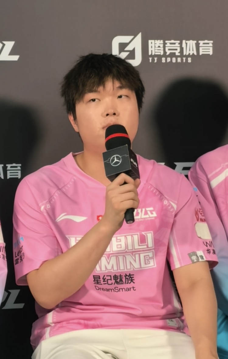 这次本兄弟本不会对我们说谎 对吗？如果您明天正常比赛 BIN:将获胜 任何在淘汰赛阶段打球的人都会有机会