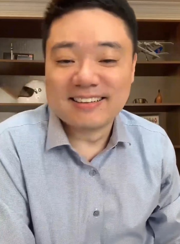 打斯诺克的最服谁？丁俊晖打趣：最服丁文钧，他把我打的叫他爸爸