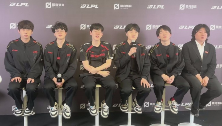 JDG赛后群访 教练：会准备比其他人都多的内容 大家一起好好准备