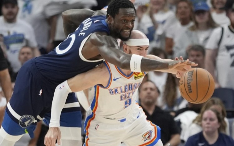 【NBA】雷霆三杰巅峰之战，华兹却没跟上群狼