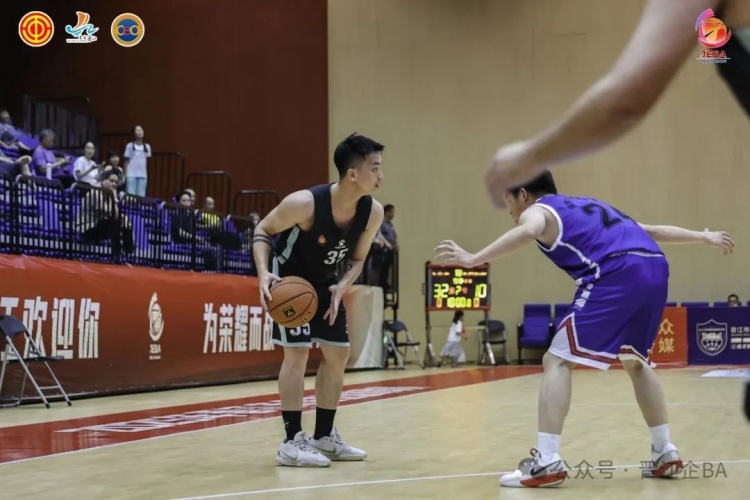 晋江企BA “双杰”56分 泉职大&卡尔美携手进16强 H组精彩继续！