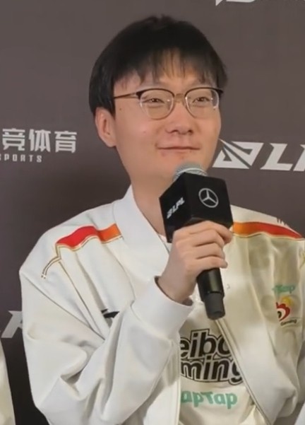 你开朗点就没事了！天：涅槃是我打出来的词 不允许自己去涅槃组