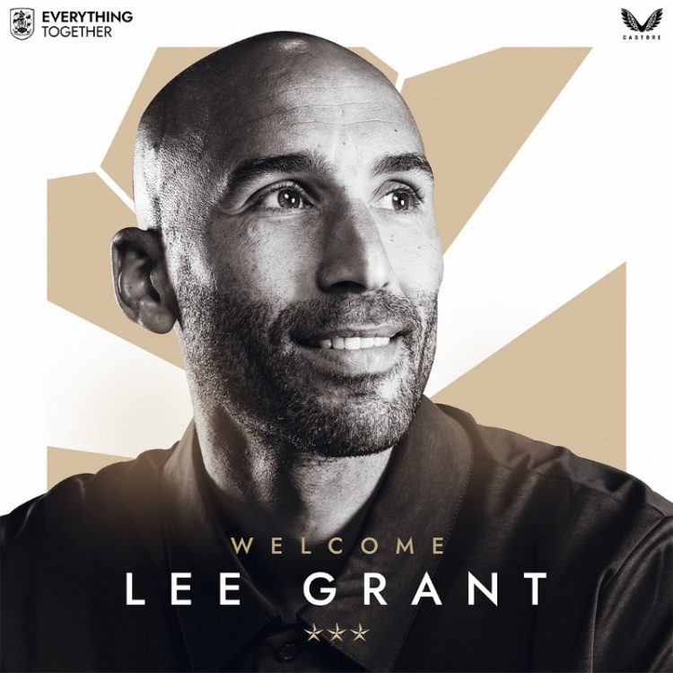 官员：哈德斯菲尔德宣布前曼联守门员李·格兰特（Lee Grant）担任总教练