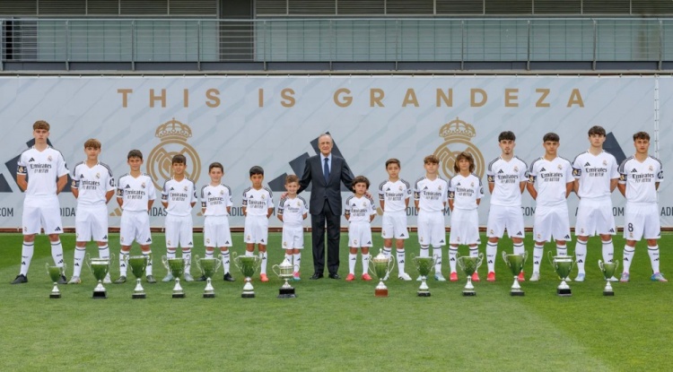 [有道理嘛?]皇马本赛季13支梯队夺冠！弗洛伦蒂诺与各梯队会