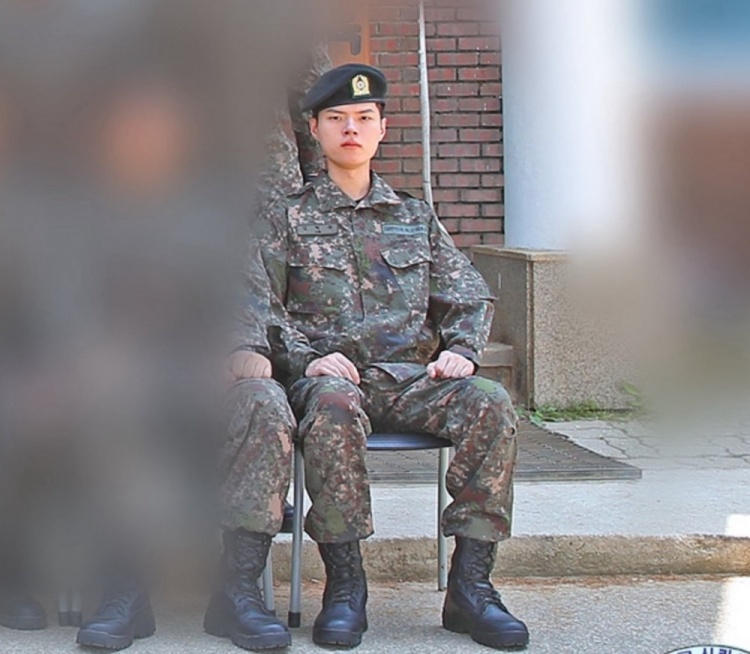 为了安心服务🤣韩国培训学院上传的照片锯