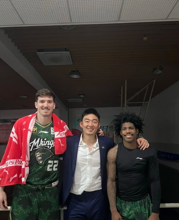 同曦总经理刘家成告别球队：不说再见 我们来日再会❤️