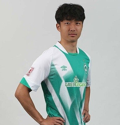 李贤成不应为业余联赛任务放弃职业联赛，对自己成长不利