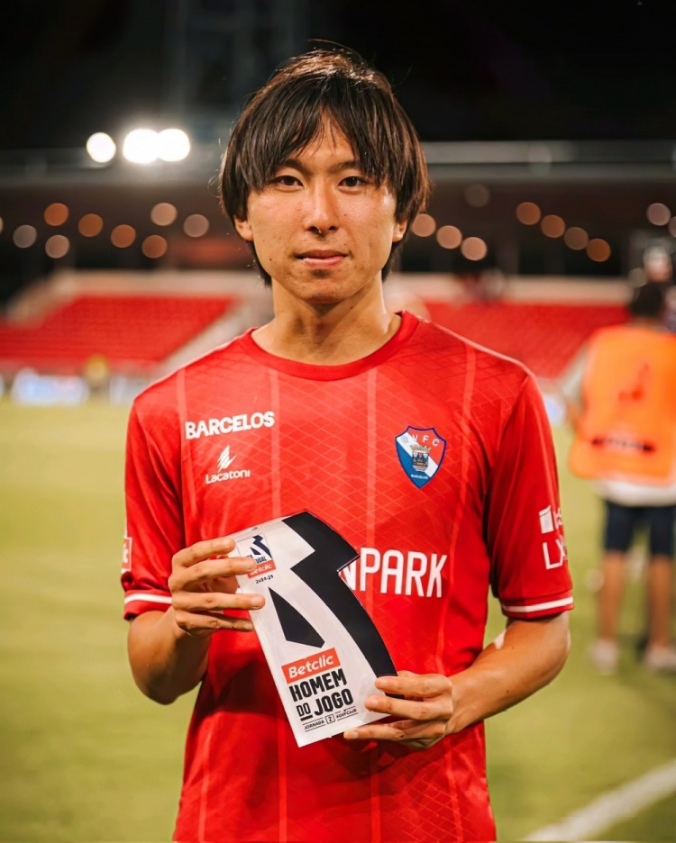 【体育头条】日媒：藤本宽也接近加盟伯明翰，新赛季或有3名日本