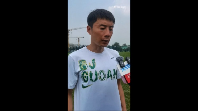 李磊：球队伤病比较多没办法挑选脱离，争夺赛季完毕拿到冠军