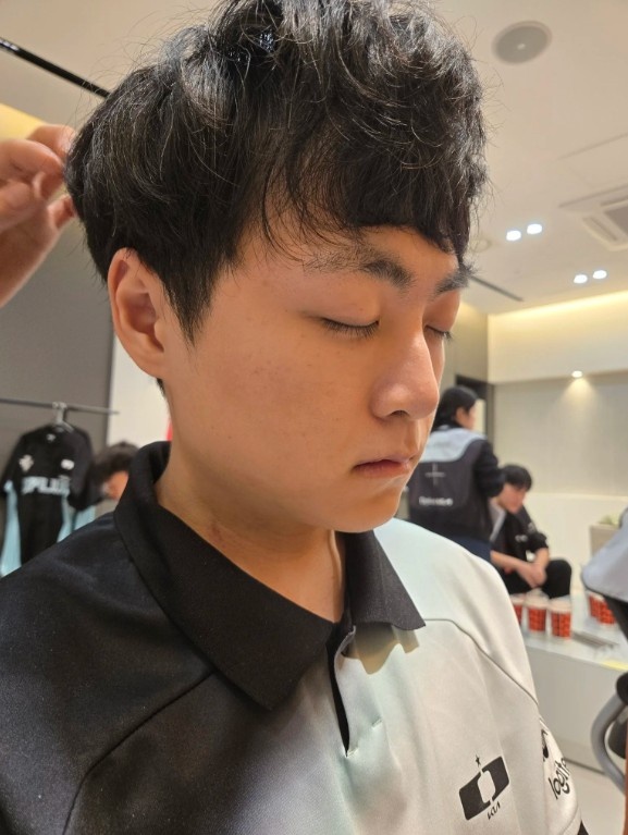 DK.COO分享活动照片：选手们和工作人员从凌晨就开始准备