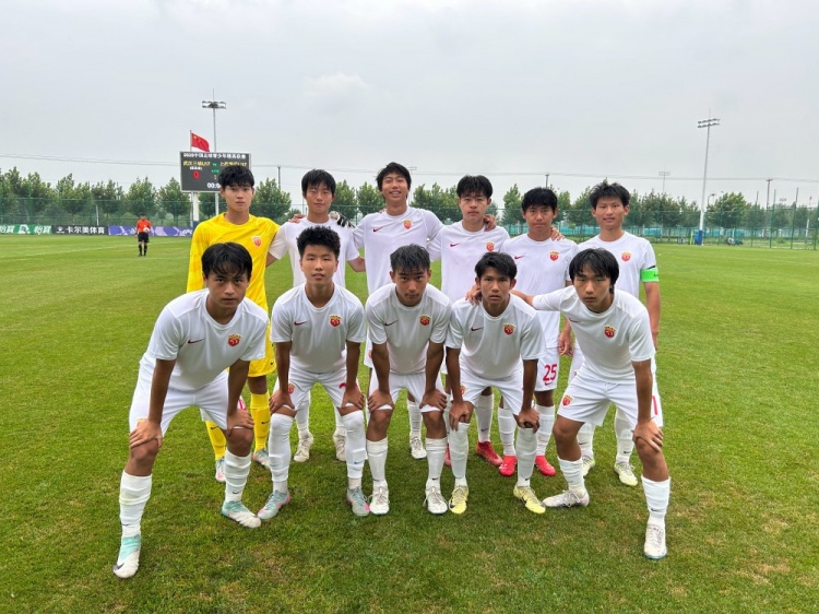 青少年精英聯(lián)賽第一階段上海海港U17隊(duì)20戰(zhàn)勝武漢三鎮(zhèn)U17隊(duì)