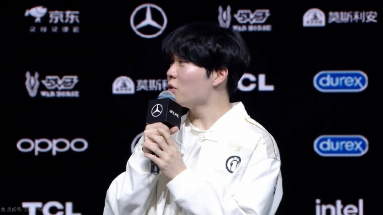 Rookie:上赛段没输过JDG希望可以继续保持