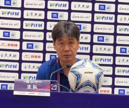 李霄鵬：孫正傲傷勢可能有點(diǎn)麻煩有時(shí)拼了得不到結(jié)果這就是足球