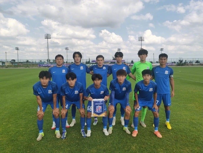 【体育资讯】王汉龙上演大四喜，申花U21队11-0大胜兰州陇原竞技U21队(图1)