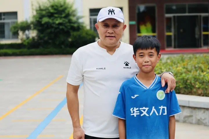 【体育头条】记者：泰安9岁足球小将钱俊泽被鲁能泰山足校选中，