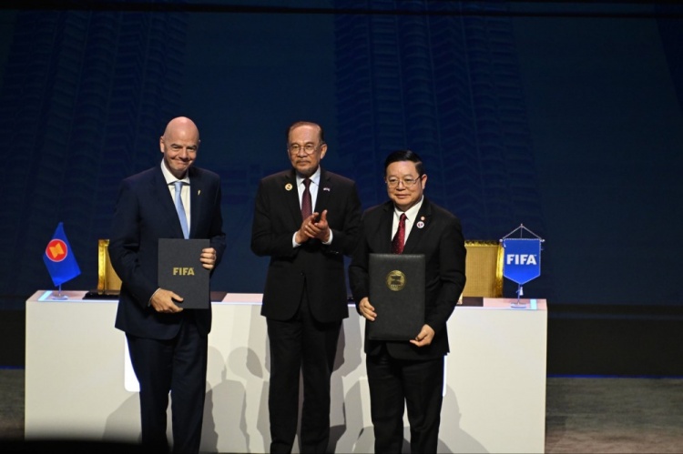 [体育资讯]官方：FIFA与东盟签署备忘录，并推出国际足联东