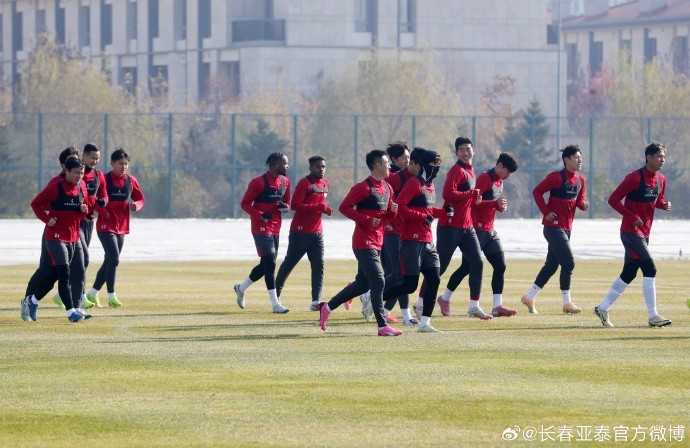 【长春亚泰】亚泰备战收官战 苏亚雷斯：要尽快调整心态打好最后一轮比赛(图2)