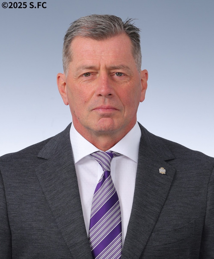 末战对申花！官方：广岛三箭主帅斯基贝赛季结束后卸任