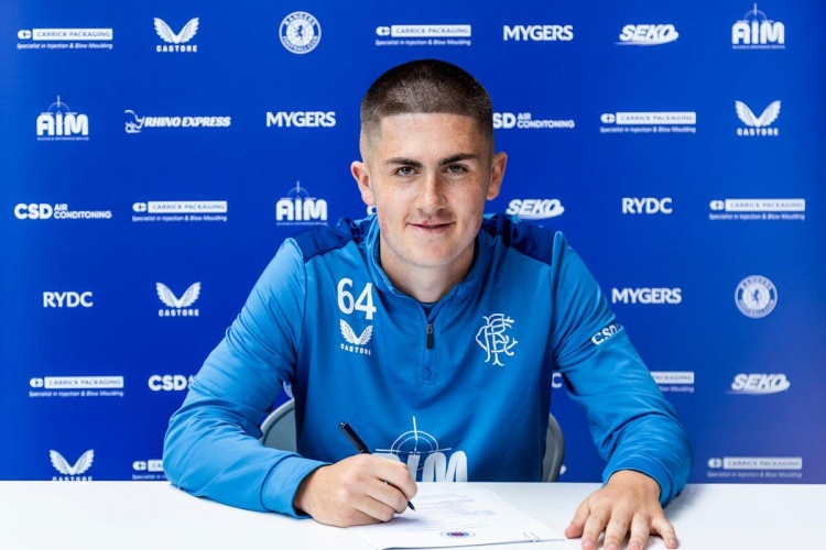 [球迷看点]邮报：维拉、桑德兰等队有意免签流浪者19岁中场贝利·赖斯(图1)