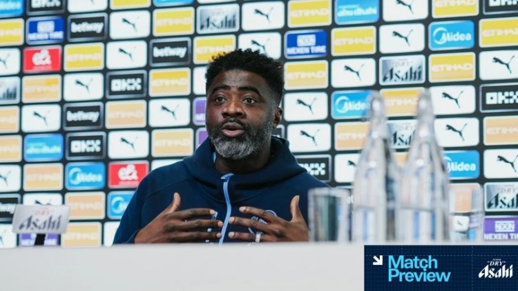 【新闻前线】曼城助教：哈兰德和亨利、希⚽勒❕一样顶级，他如⚽