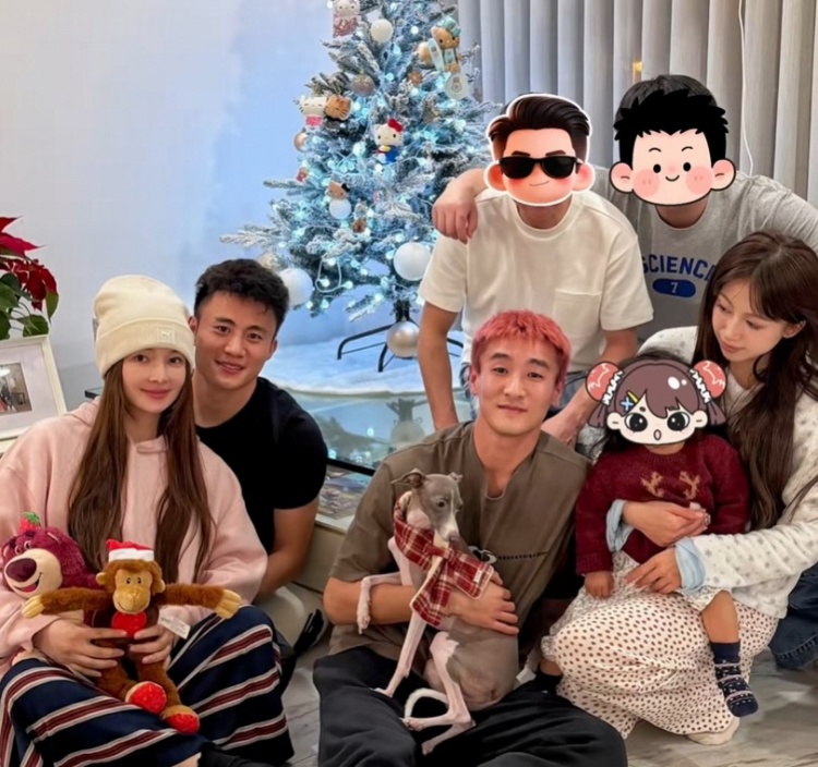 假期快乐！蓉城球员韦世豪、甘超带着家人赴葡萄牙度假