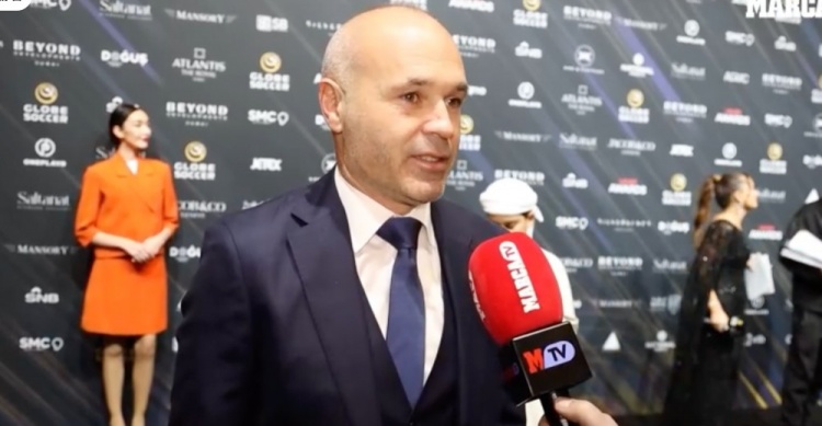 伊涅斯塔：佩德里与众不同且独一无二，看他比赛是一种特别的体验