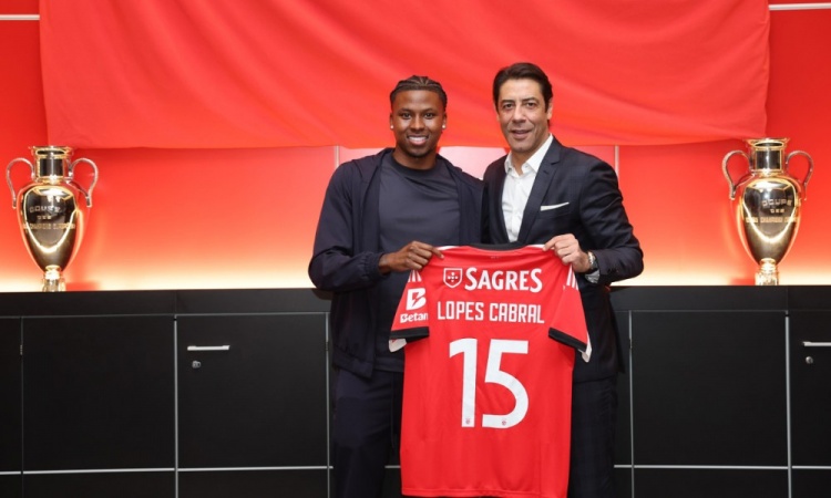 【精选必读】官方：本菲卡引进23岁佛得角⬇️✨后卫卡布拉尔，