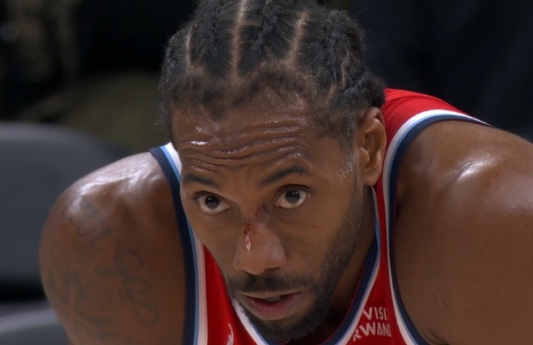 不吹犯規(guī)是吧！小卡祭出死亡之瞳 開殺神模式根本擋不住