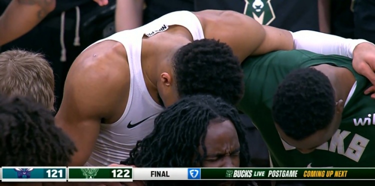 功虧一簣！米勒強攻高難度上籃反絕殺失手 黃蜂1分惜敗雄鹿