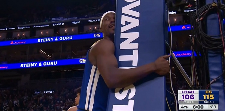 得逞的小表情！巴特勒搶斷樂福面對馬卡逼搶直接出手要到罰球