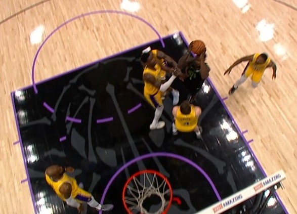 站得很穩(wěn)！錫安沖筐被克內(nèi)克特造成進(jìn)攻犯規(guī) 鵜鶘挑戰(zhàn)失敗