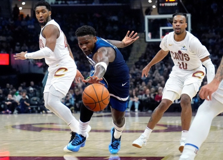 周四競彩籃球強(qiáng)檔：森林狼大戰(zhàn)騎士 愛德華茲沖擊萬分紀(jì)錄