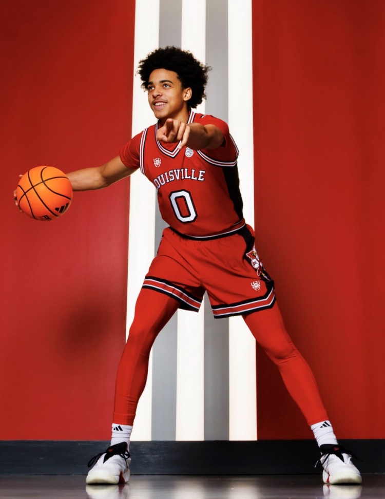 米切爾為母校設計特別款球衣！帶有其個人Logo和蜘蛛俠元素！