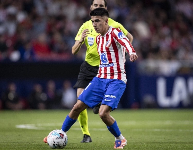 记者：阿尔马达冬窗更可能继续留在马竞，后者坚持要价4000万欧