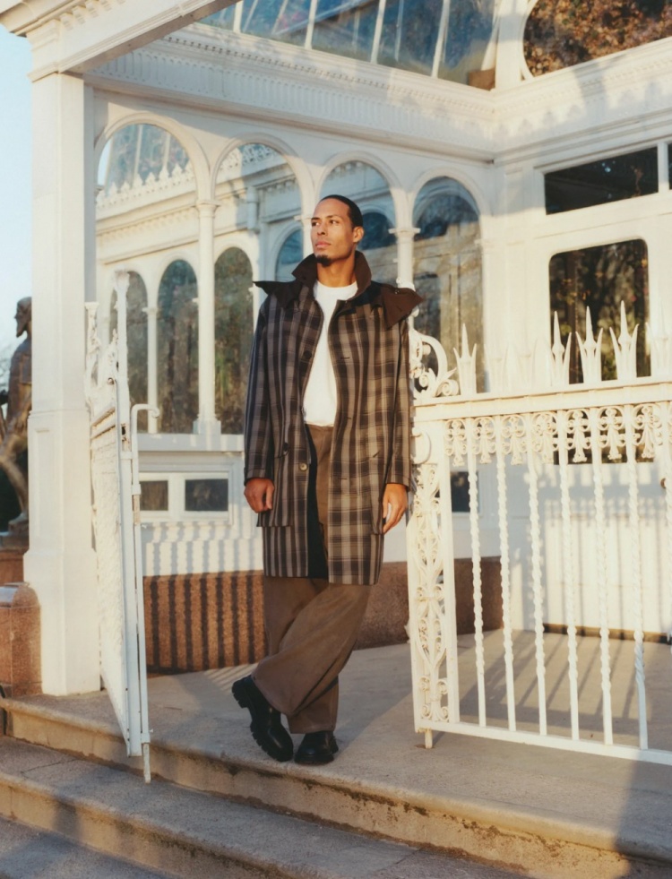 【体育热讯】34岁范戴克：⚾通往伟大的路有很多条，我的职业生