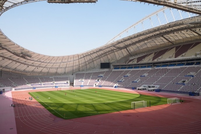 海港全隊于今天上午出現(xiàn)在哈利法國際體育場，開啟冬訓(xùn)首堂訓(xùn)練課