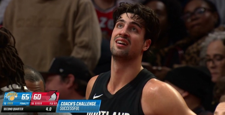 阿夫迪亞突破被哈特切球出界&裁判吹犯規(guī) 尼克斯再度挑戰(zhàn)成功！