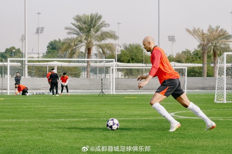 【成都蓉城】蓉城冬训进行时：每一滴汗水都是未⬇️来的高光(图6)