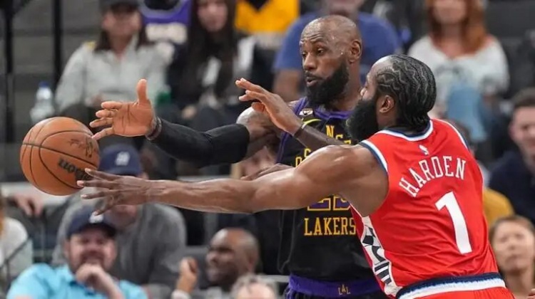 【火箭】快船没让湖人⚽逆转,哈登:没我这家得散 【火箭】快船没让湖人⚽逆转,哈登:没我这家得散