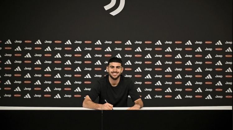 官方：尤文签下特里埃斯蒂纳21岁中场贡杜兹 球员将为新一代效力