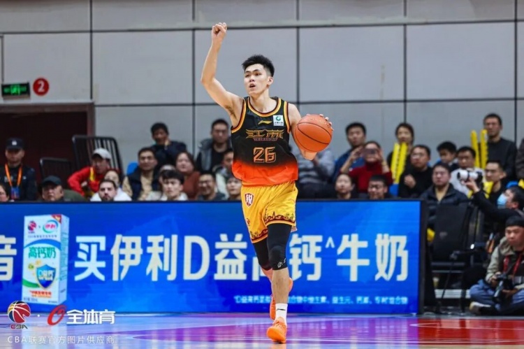 【中国篮球】庞峥麟入选2026年CBA全明星赛首发阵容！(图3)
