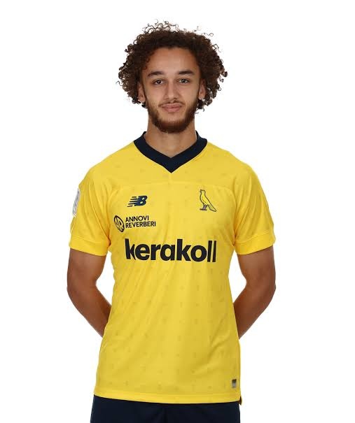 【有趣体育】记者：国米有意摩德纳23岁中场马索林，球员德转身价90万欧(图1)