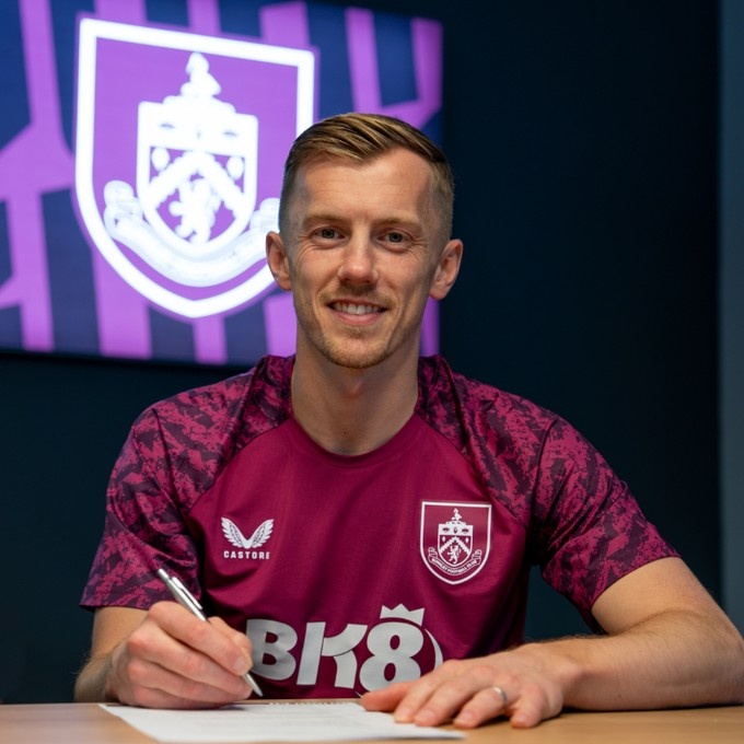 伯恩利官方：西汉姆联中场沃德·普劳斯租借加盟，租期至赛季结束